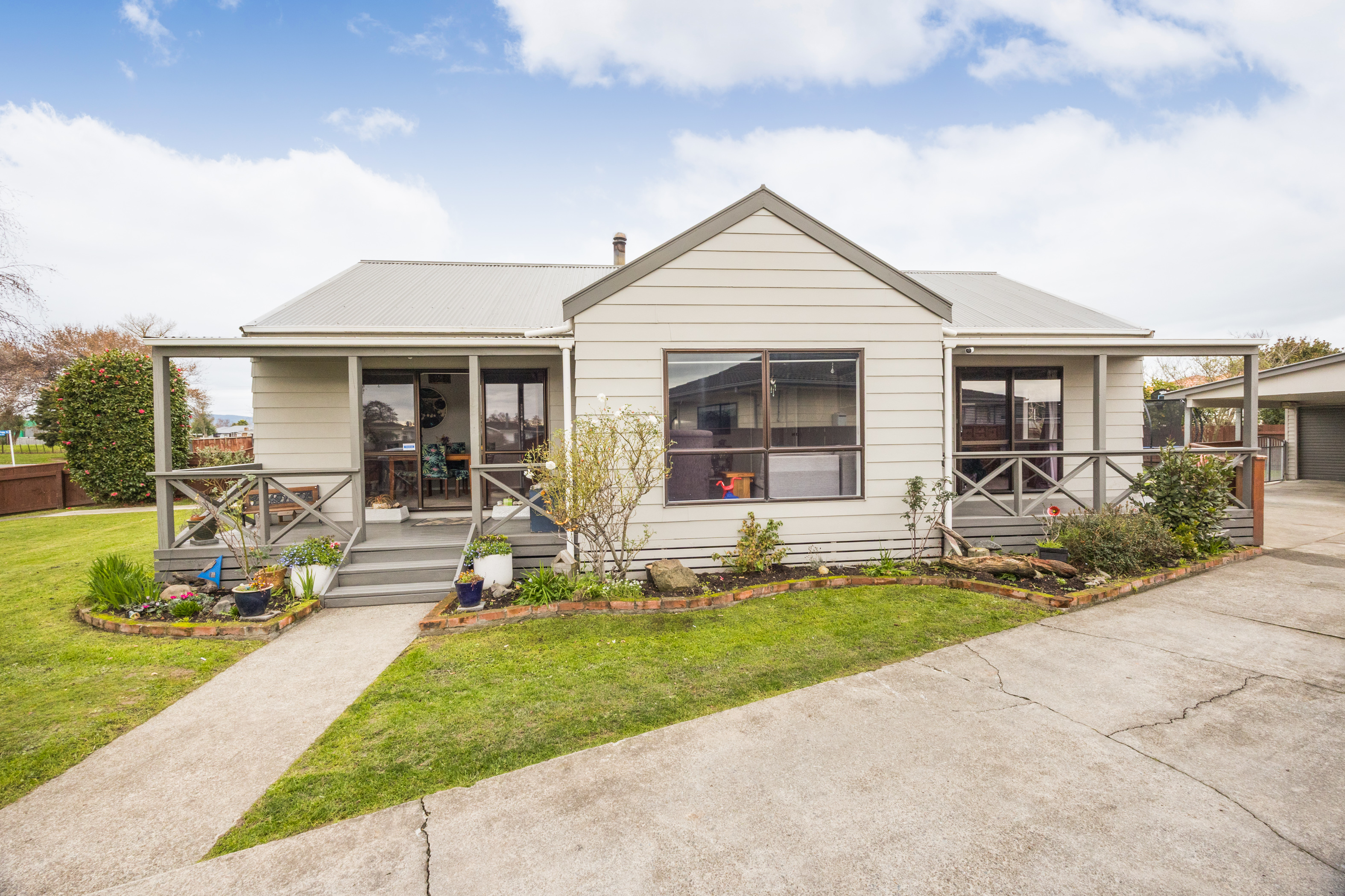 Listing