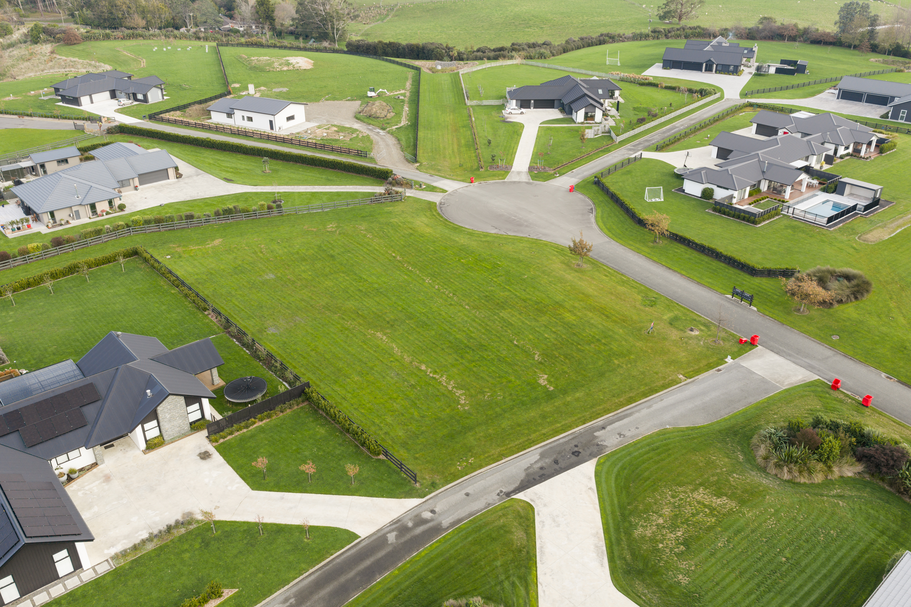 BU233513