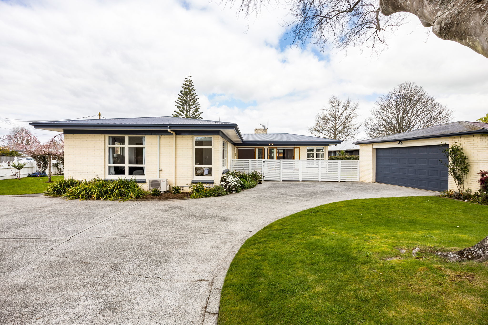 Listing
