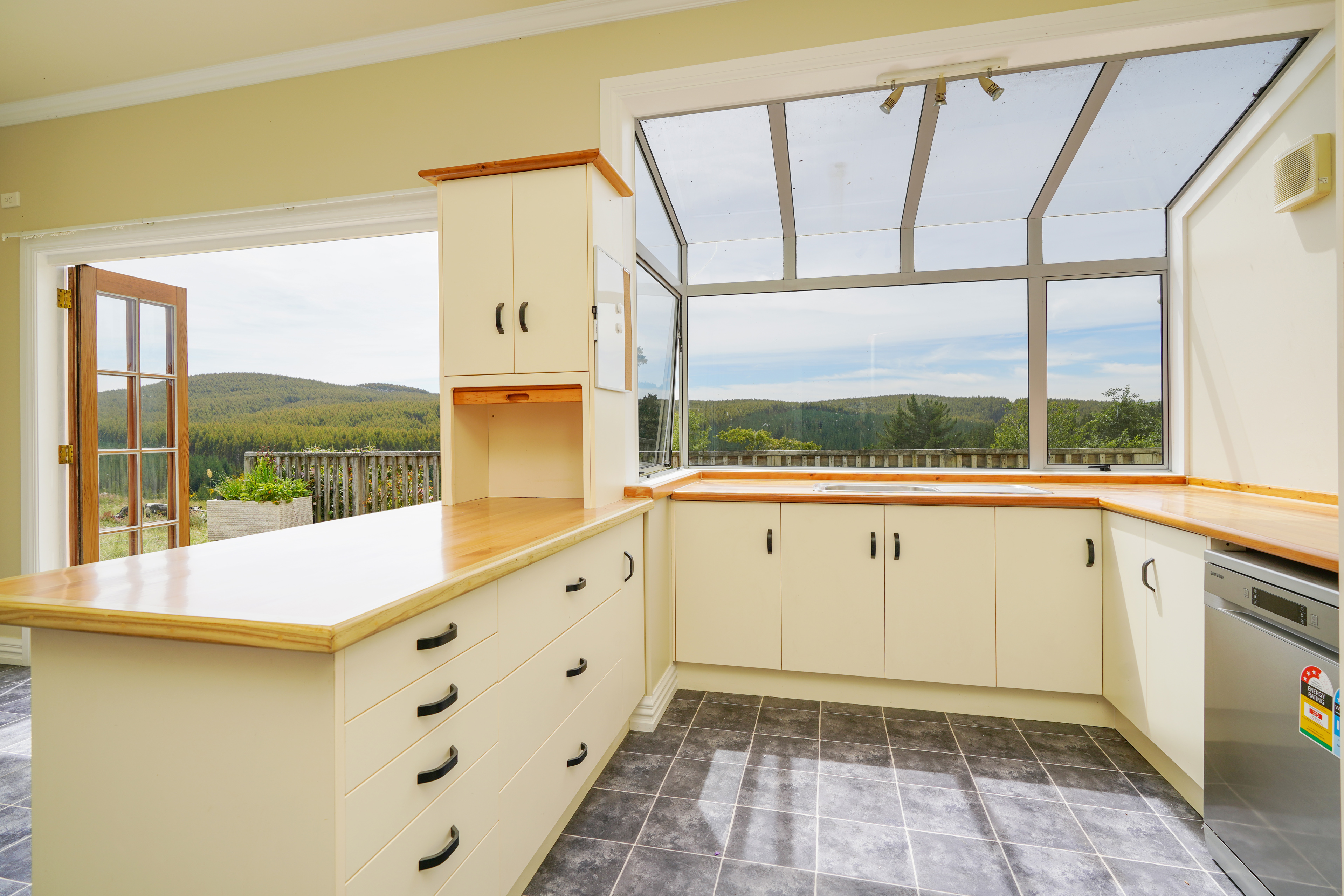 228 Nightcaps Ohai Highway, Ohai, Southland For Sale Property Brokers