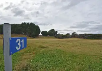 ILU120068