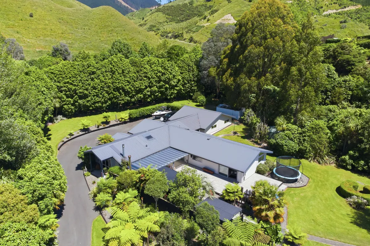 126 Maui Pomare Road, Nikau Valley, Paraparaumu