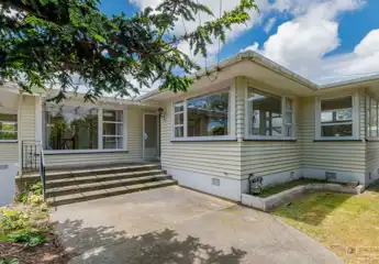 LU112351