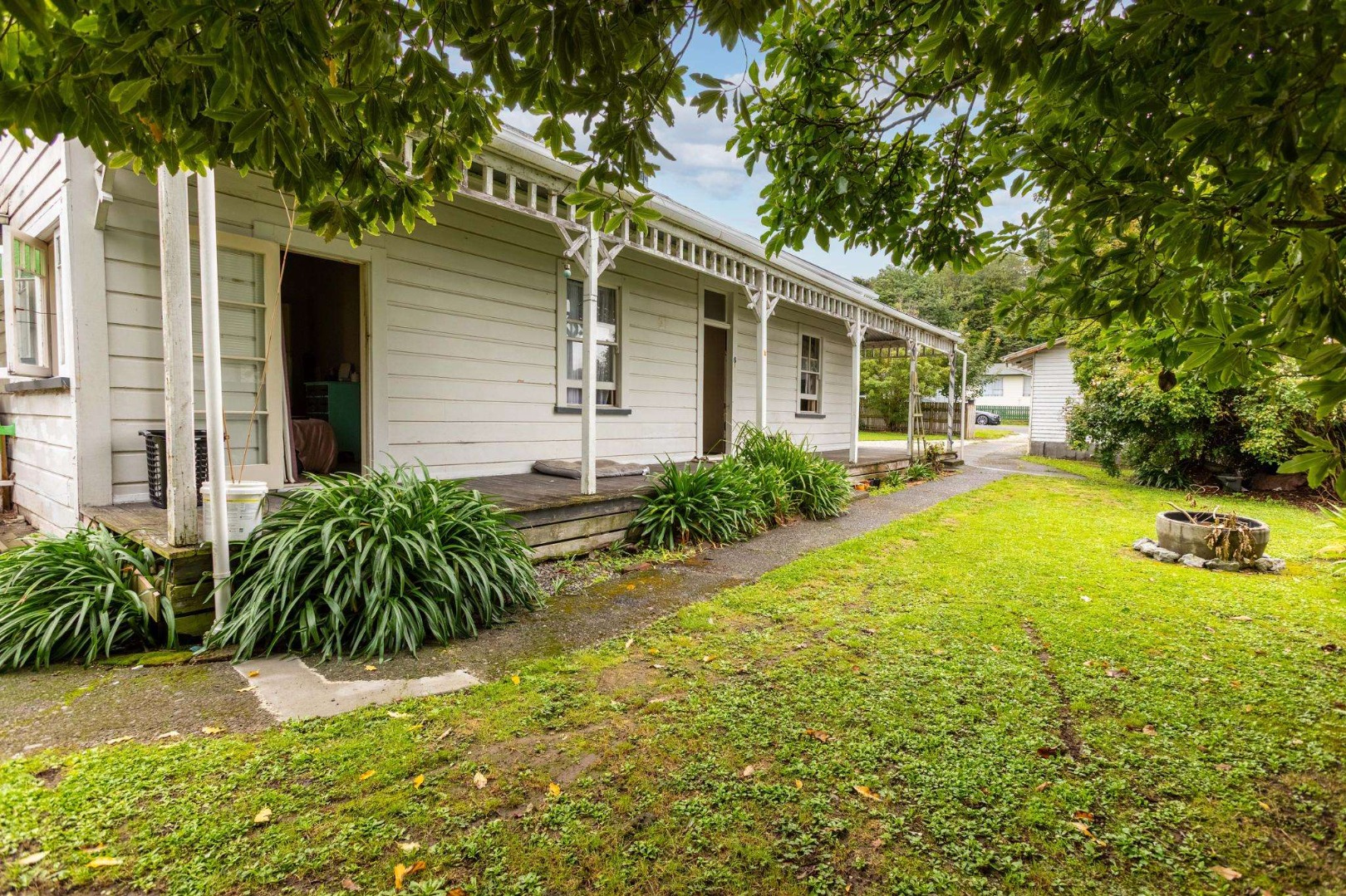 Listing
