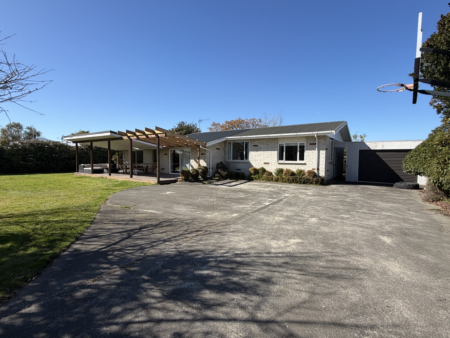 Listing