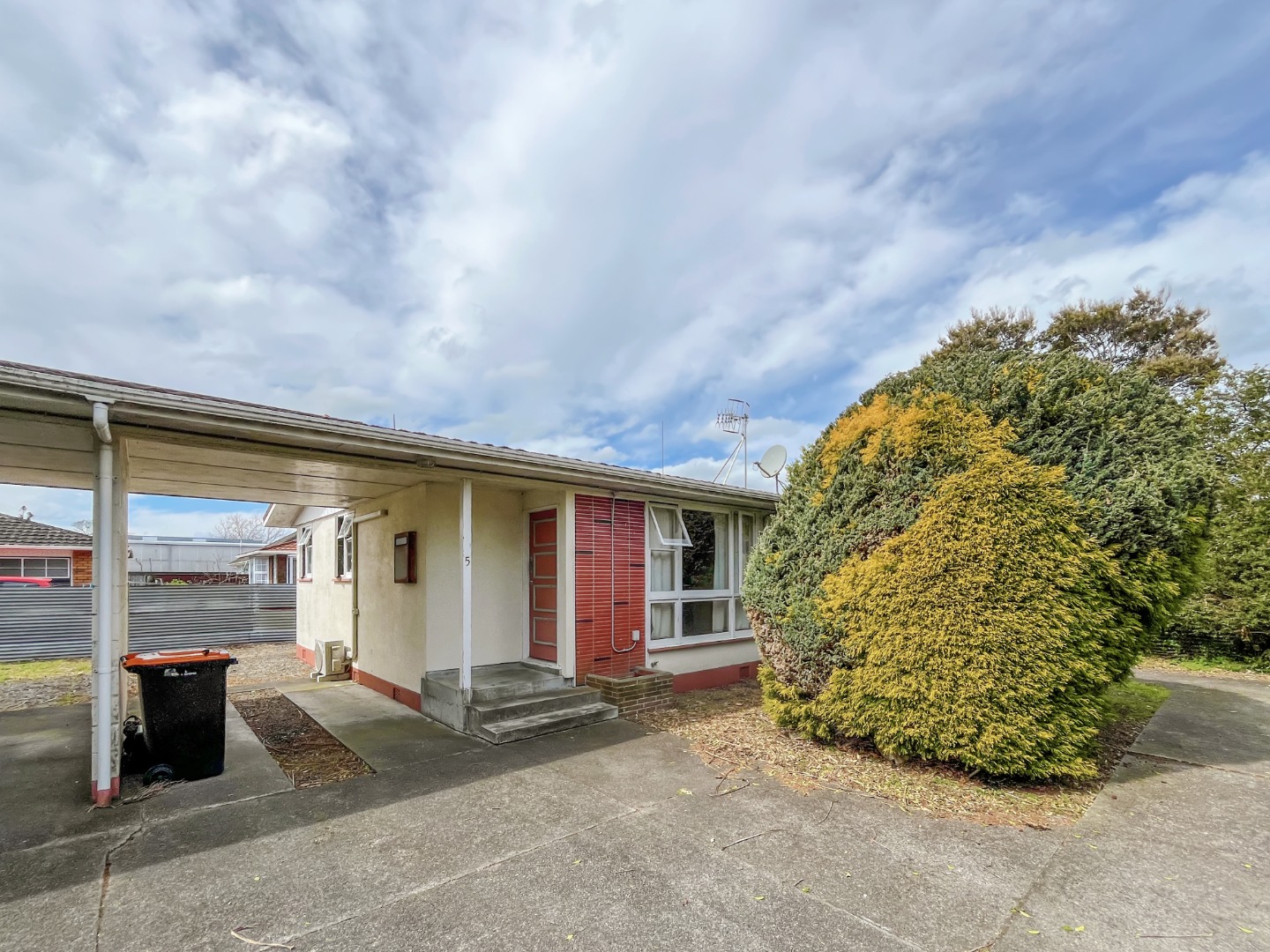 Listing
