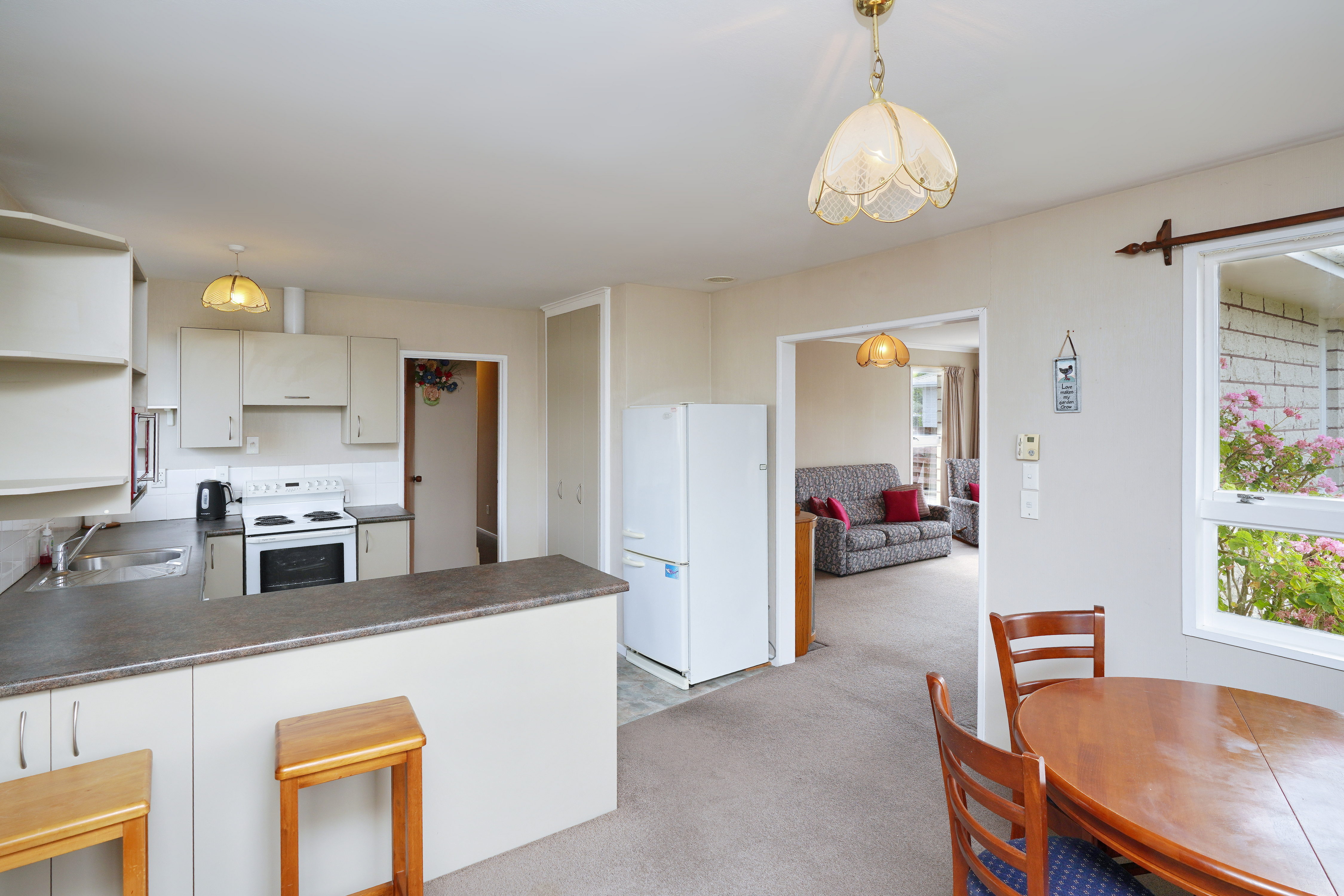 12 Seadown Crescent, Amberley, Hurunui For Sale Property Brokers