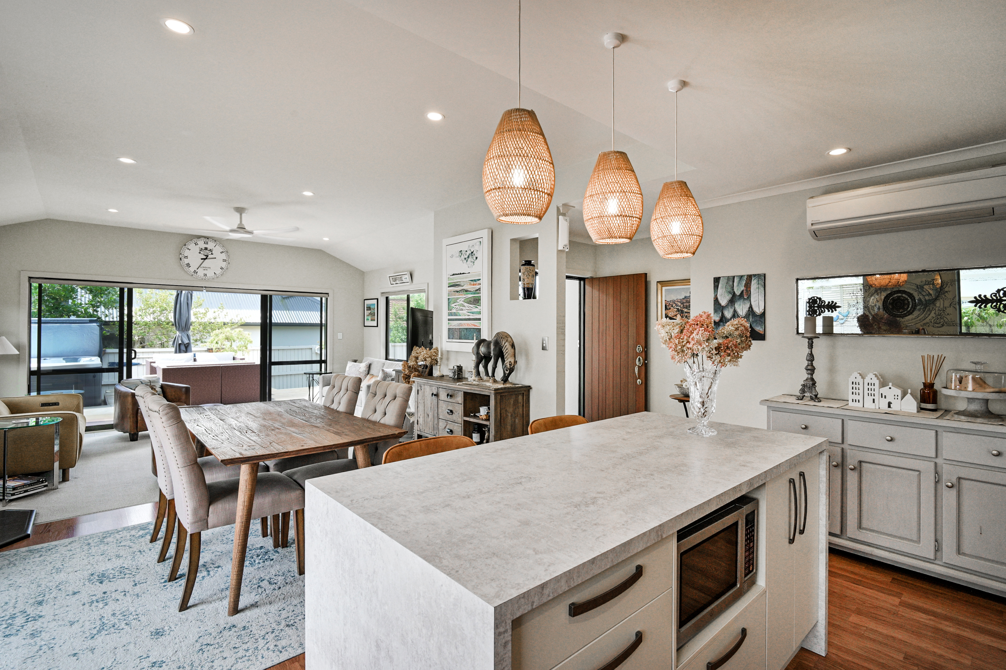 Listing