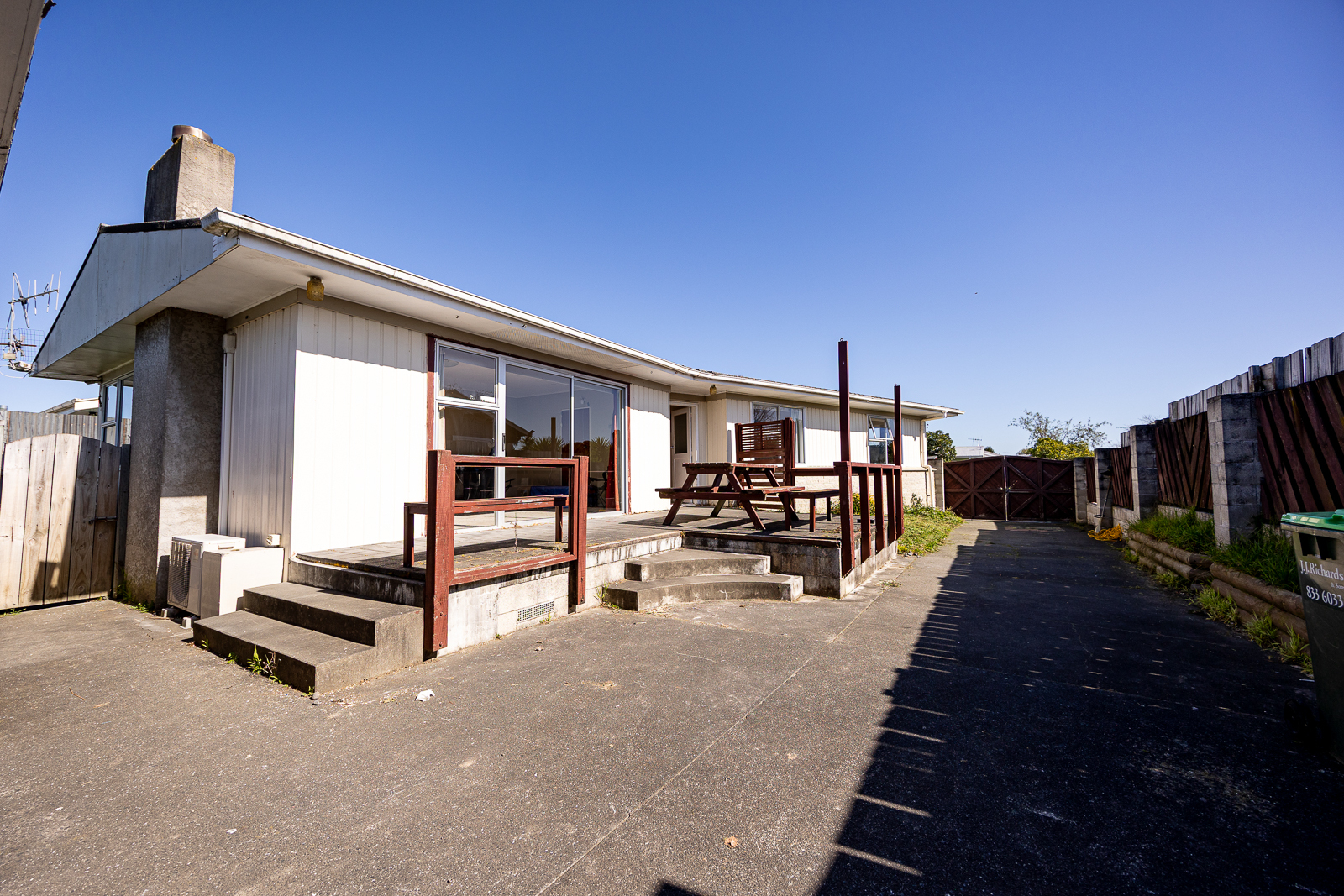 Listing