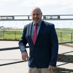 Secondary Salesperson Photo